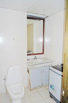 Fuzhou Vienna Apartment Hotel Екстериор снимка